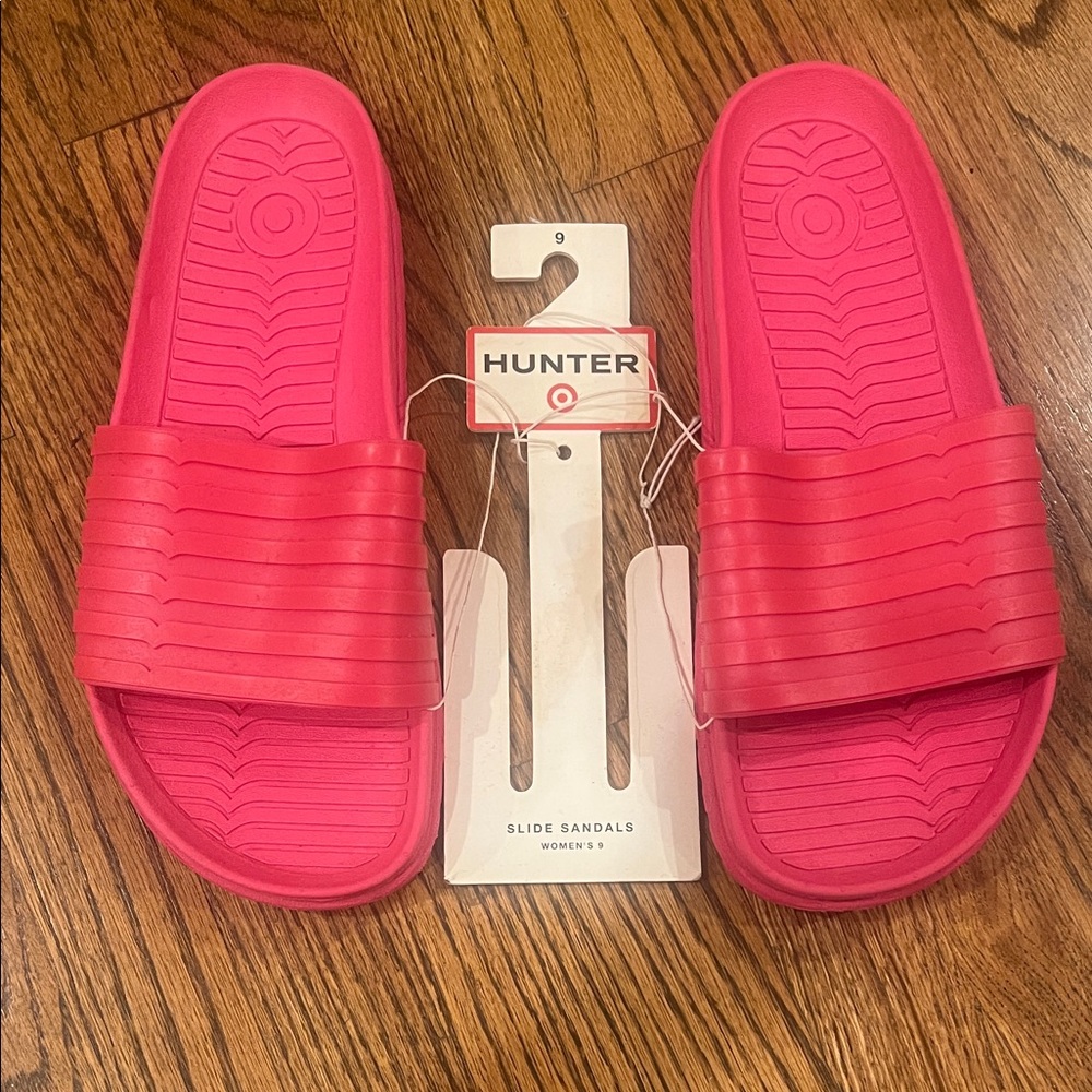 Hunter Vibrant Pink Slide Sandals